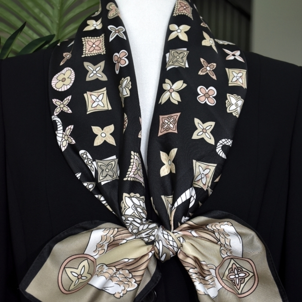 Miss Marley Women Twill Square Scarf/Shawl